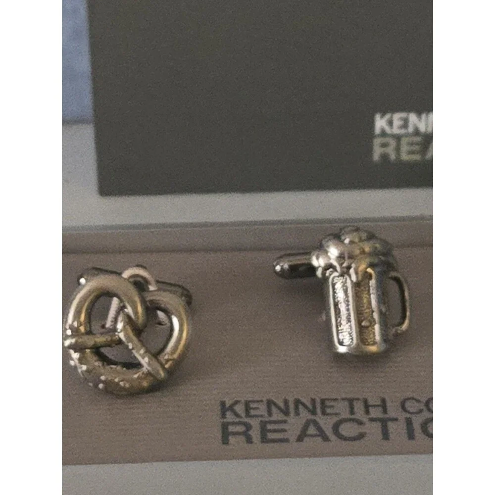Keneth Cole Reaction  Stainless Steel Pretzel/Beer Cufflinks (O-5)